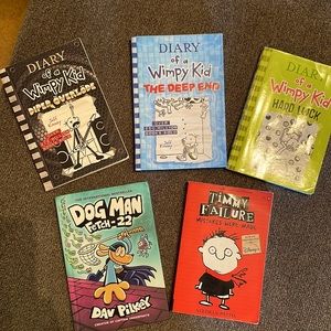 Kids/ Teen lot of books!
